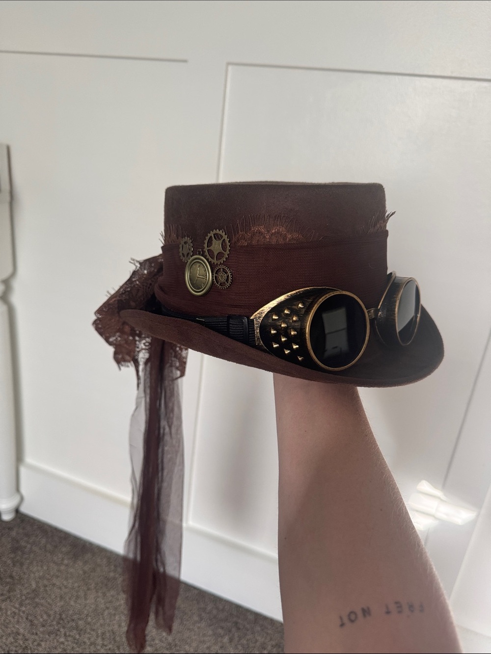 Steampunk halloween costume - Picture 4 of 5